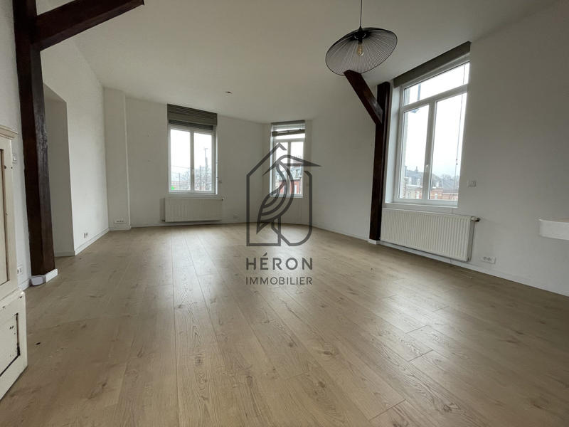 Appartement - 104 m² - 4 pièces