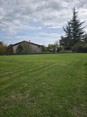 Terrain constructible - 1 235 m²