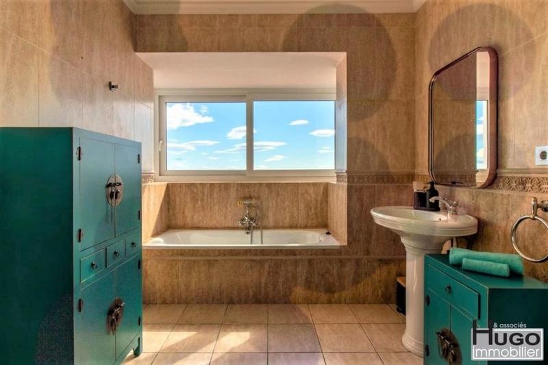 Propriété - 500 m² - 22 pièces