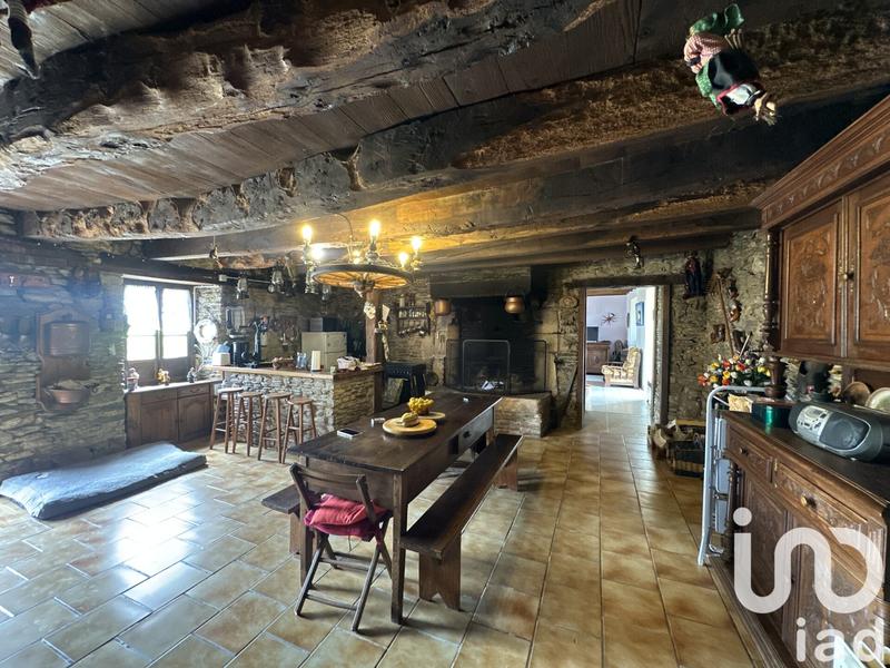 Maison - 150 m² - 7 pièces