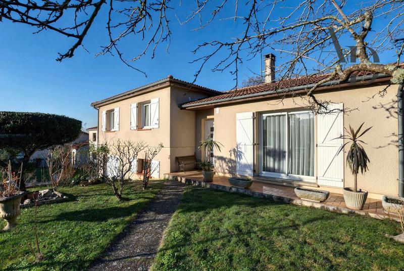 Maison - 111 m² - 5 pièces