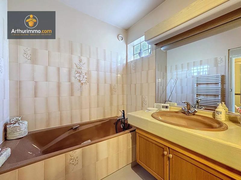 Appartement - 81 m² - 4 pièces