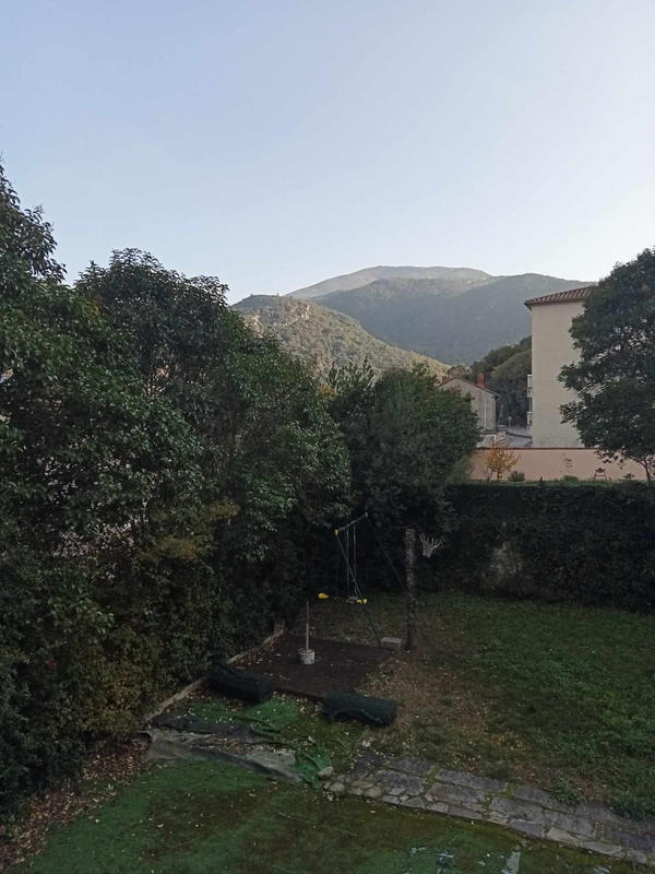 Maison - 231 m² - 12 pièces