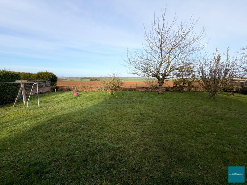 Maison - 102 m² - 6 pièces