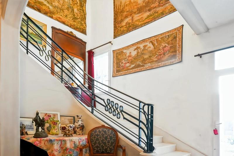 Hôtel particulier - 278 m² - 12 pièces