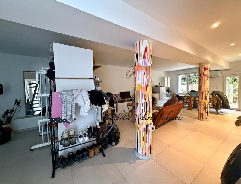 Maison - 210 m² - 6 pièces