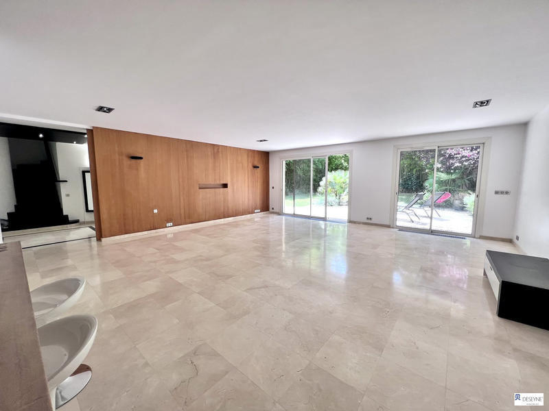 Duplex - 170 m² - 6 pièces