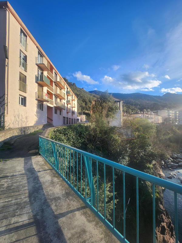 Appartement - 75 m² - 3 pièces