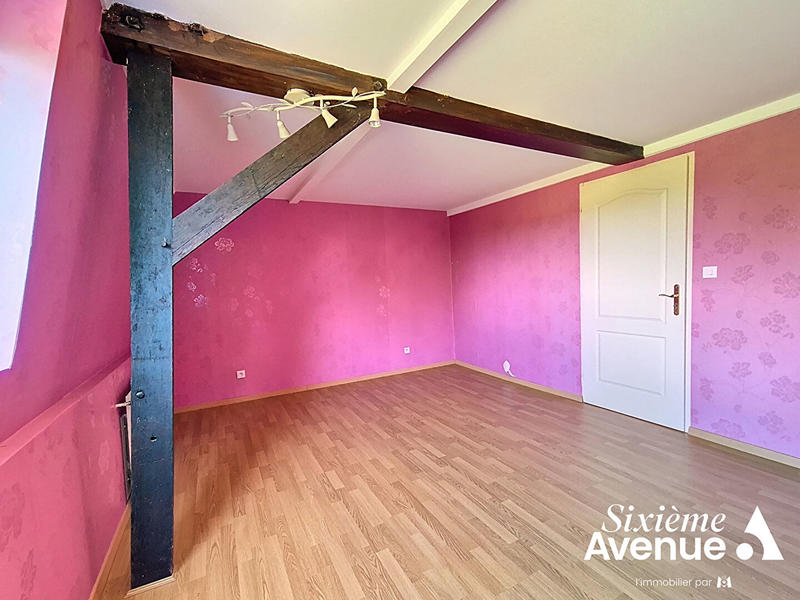 Maison - 265 m² - 6 pièces