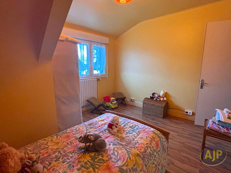 Maison - 136 m² - 7 pièces