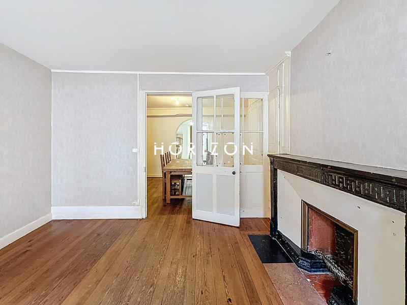 Maison ancienne - 170 m² - 255 pièces