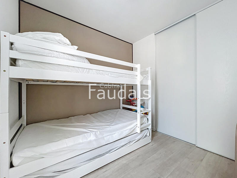 Appartement - 43 m² - 3 pièces