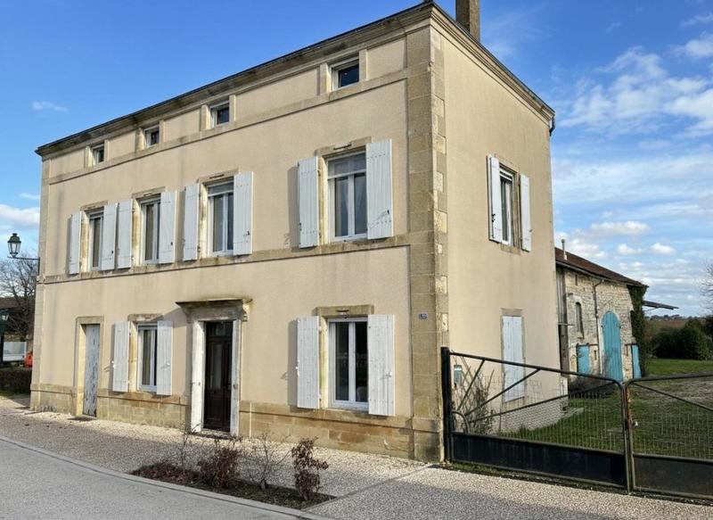 Maison - 193 m² - 8 pièces