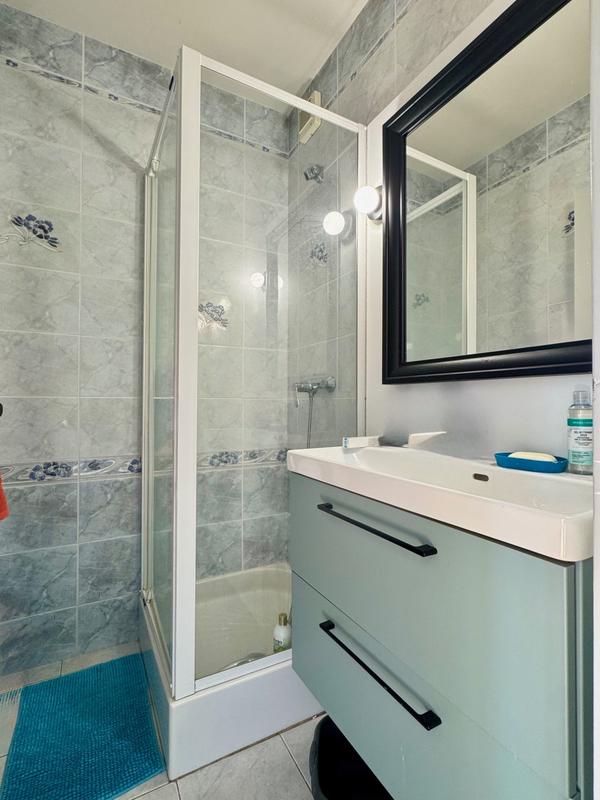 Appartement - 118 m² - 6 pièces