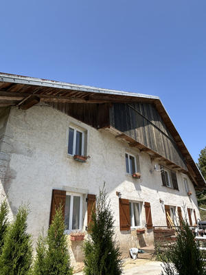Maison - 242 m² - 7 pièces