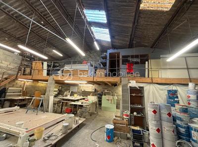 Entrepôt - 438 m² - 1 pièce