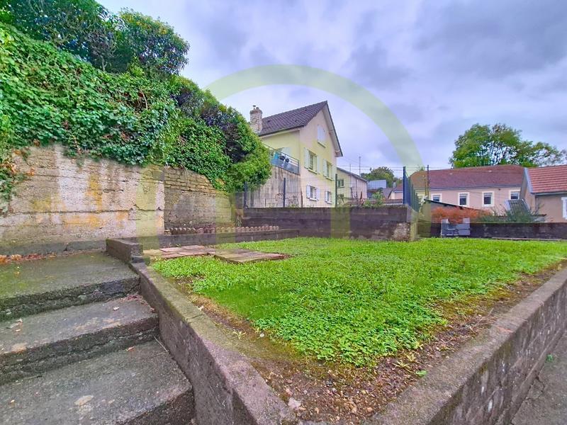 Maison - 111 m² - 7 pièces