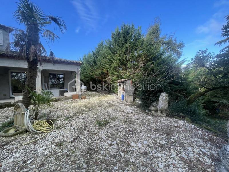 Maison - 145 m² - 5 pièces