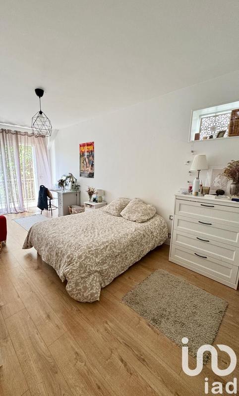 Maison - 360 m² - 9 pièces