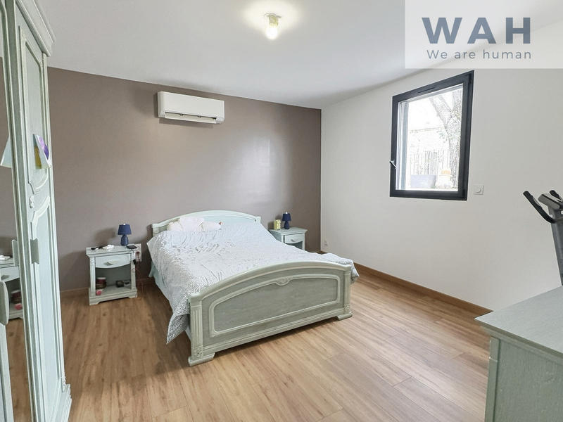 Propriété - 407 m² - 12 pièces