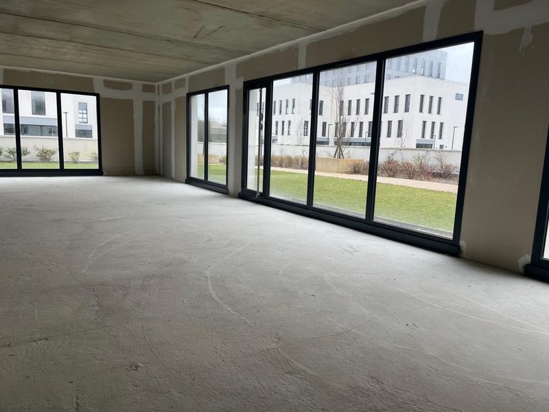 Local commercial - 121 m²