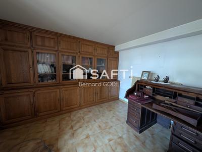 Maison - 214 m² - 9 pièces