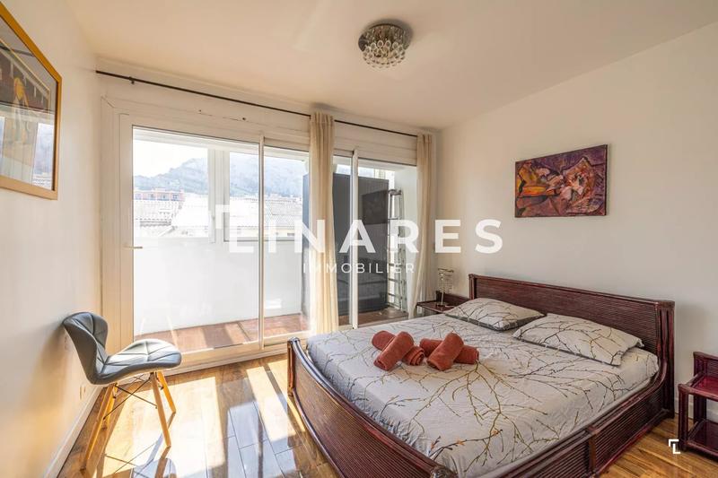 Appartement - 110 m² - 4 pièces