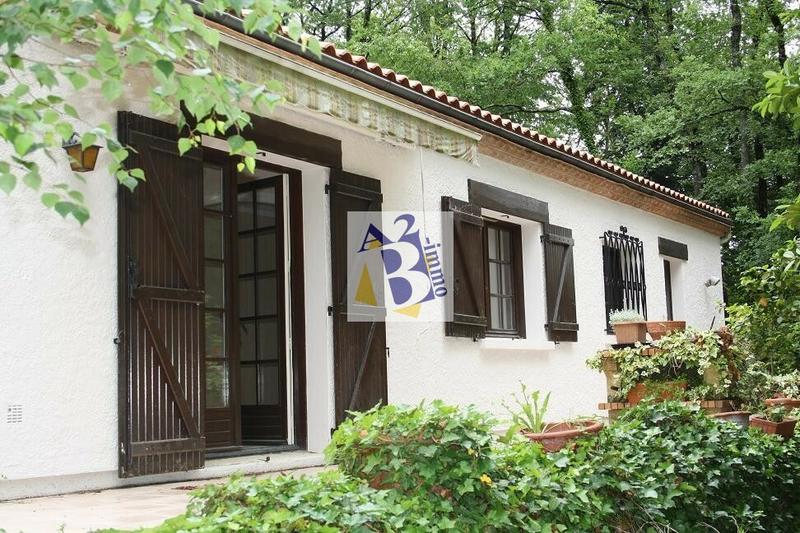 Pavillon - 95 m² - 5 pièces