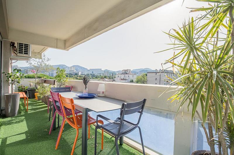 Appartement - 100 m² - 4 pièces