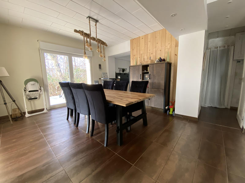 Maison - 97 m² - 5 pièces