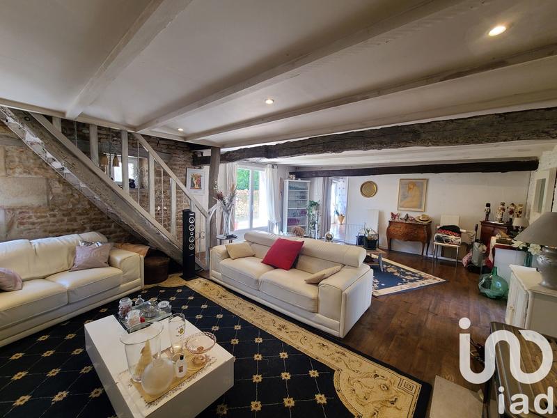 Maison - 208 m² - 5 pièces