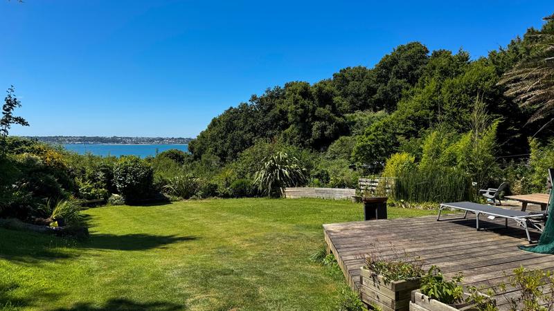 Maison - 136 m² - 6 pièces