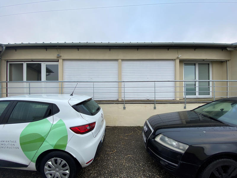 Local commercial - 64 m²