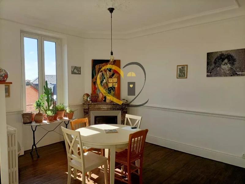 Maison de ville - 219 m²