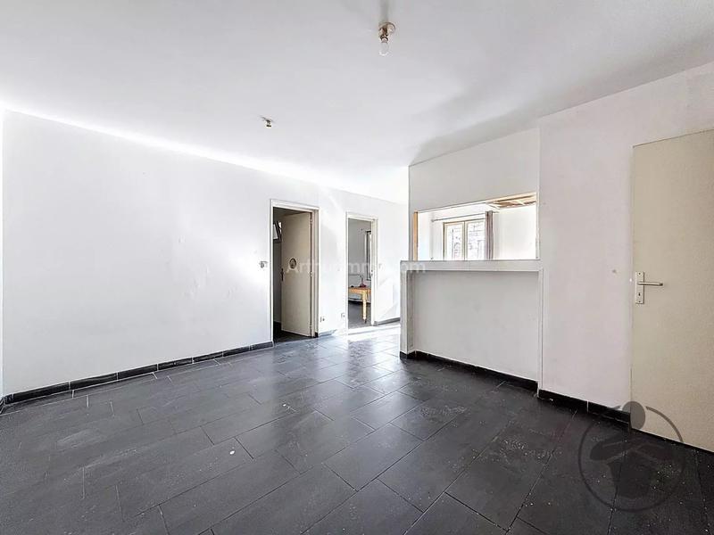 Immeuble - 134 m² - 6 pièces