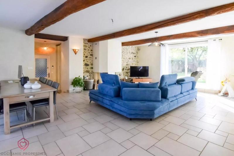 Propriété - 625 m² - 15 pièces