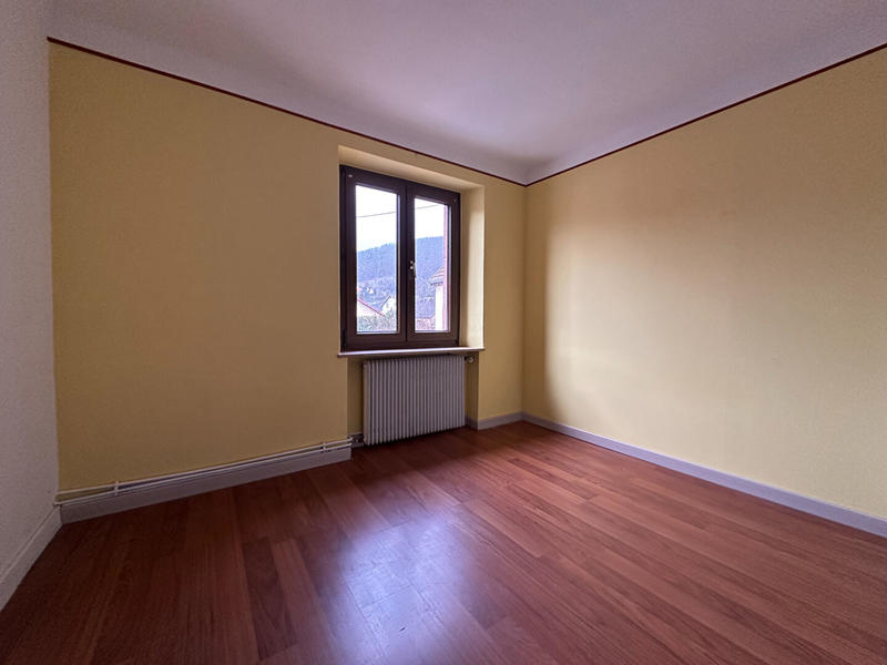 Maison - 140 m² - 8 pièces