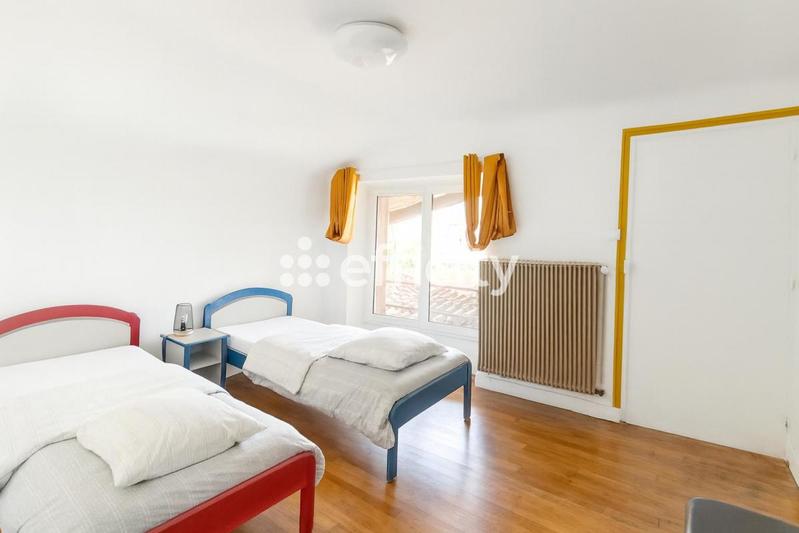 Maison - 165 m² - 4 pièces