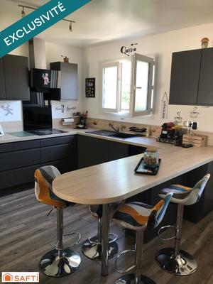 Maison - 102 m² - 4 pièces