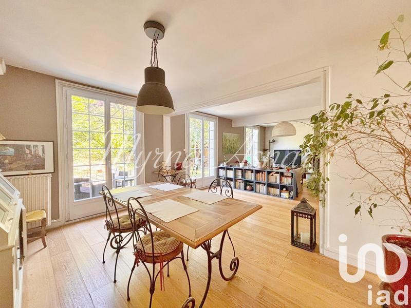 Maison - 168 m² - 8 pièces