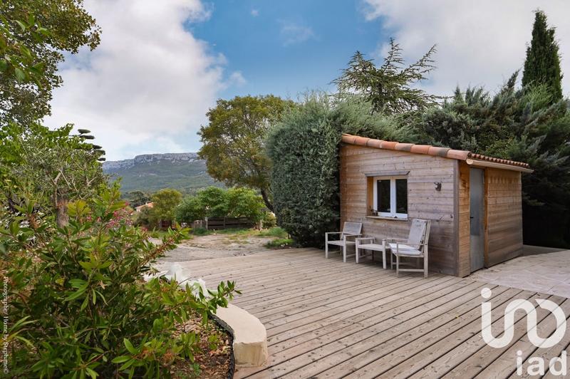 Maison - 97 m² - 6 pièces