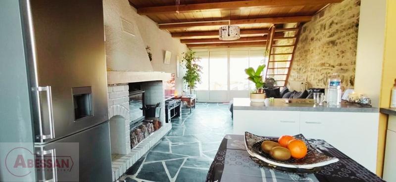 Maison - 226 m² - 9 pièces