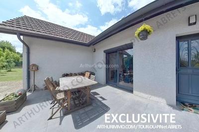 Maison - 122 m² - 4 pièces