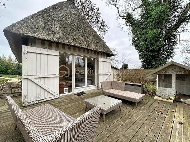 Maison traditionnelle - 210 m² - 7 pièces