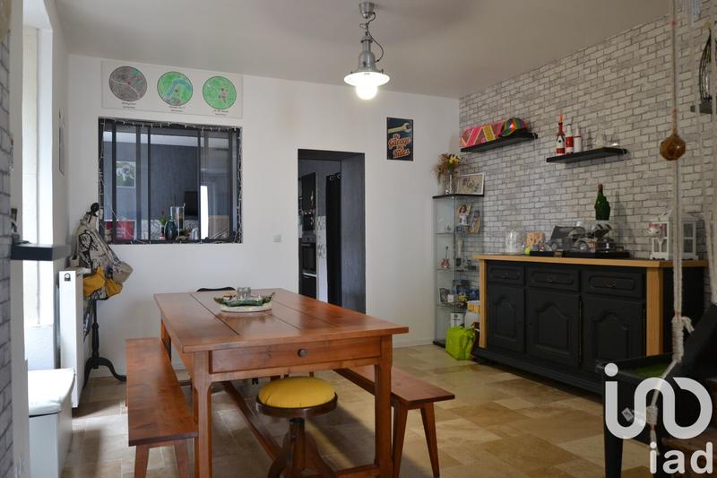 Maison - 180 m² - 7 pièces