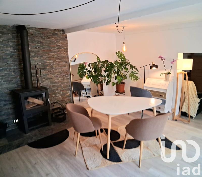 Maison - 104 m² - 4 pièces