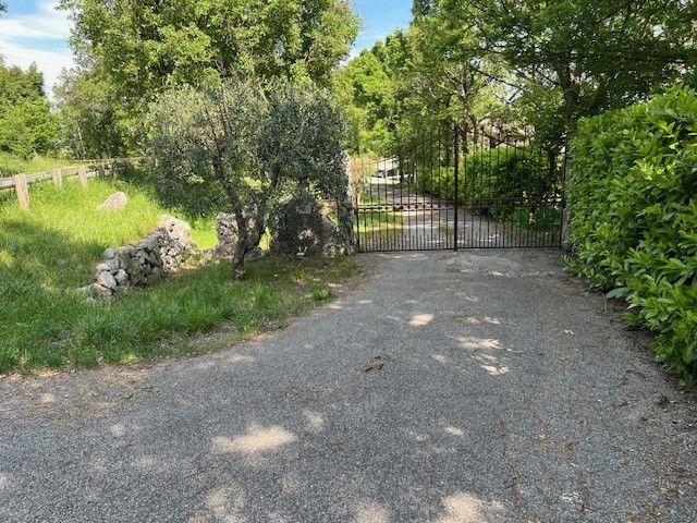 Maison - 222 m² - 5 pièces