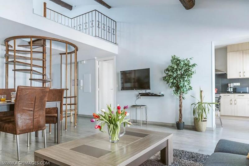 Appartement - 90 m² - 4 pièces