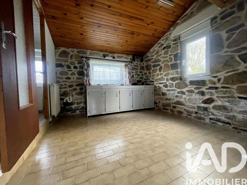 Maison - 143 m² - 7 pièces