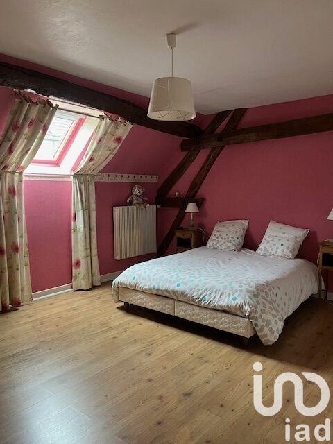 Maison - 227 m² - 8 pièces